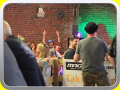 ITV201097