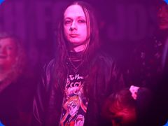 Metal01990