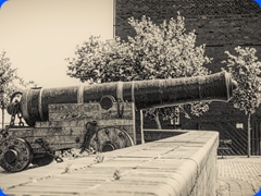Hull14