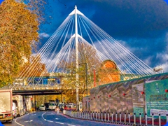 London23