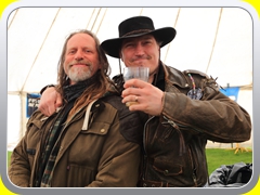 ITV180038