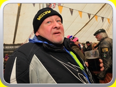 ITV180067